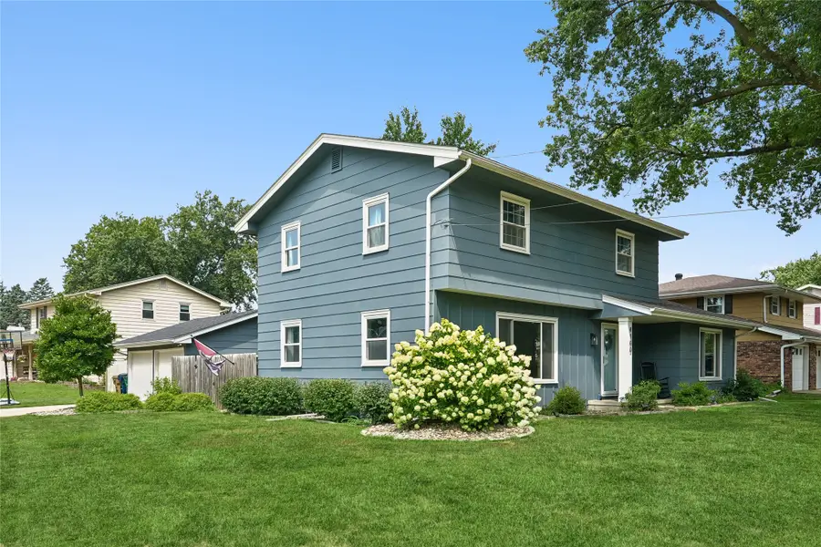 4100 83rd Street, Urbandale, IA 50322 - #2
