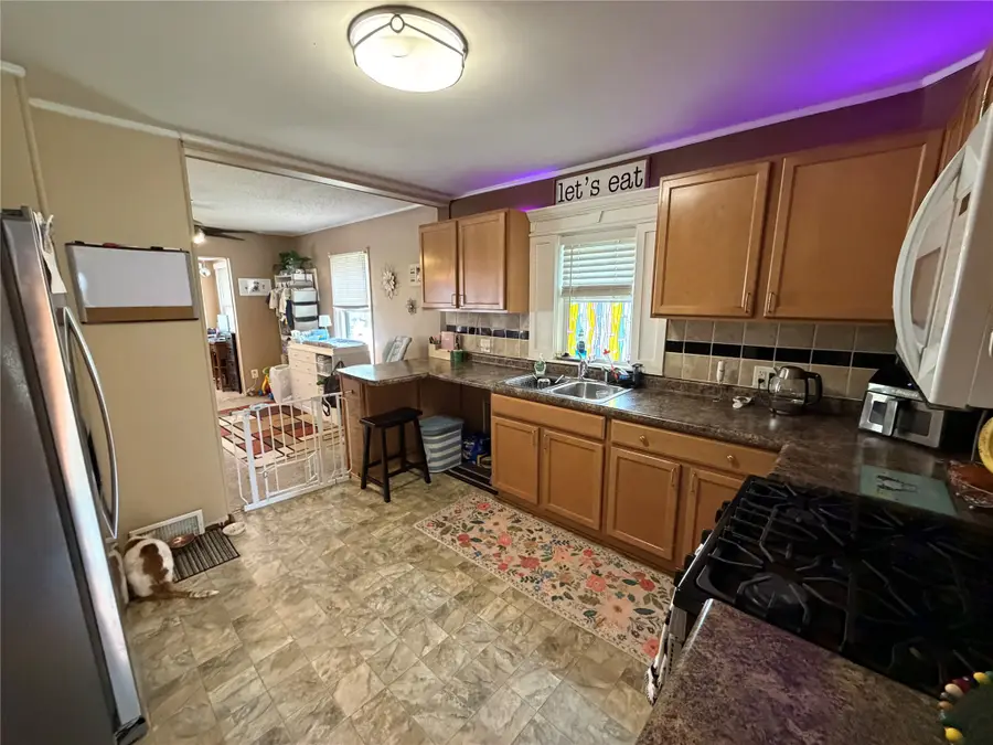 1201 E Kirkwood Avenue, Des Moines, IA 50315 - #2