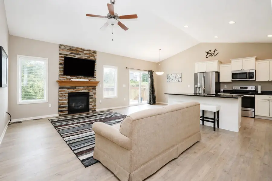 1125 Juniper Drive, Carlisle, IA 50047 - #2