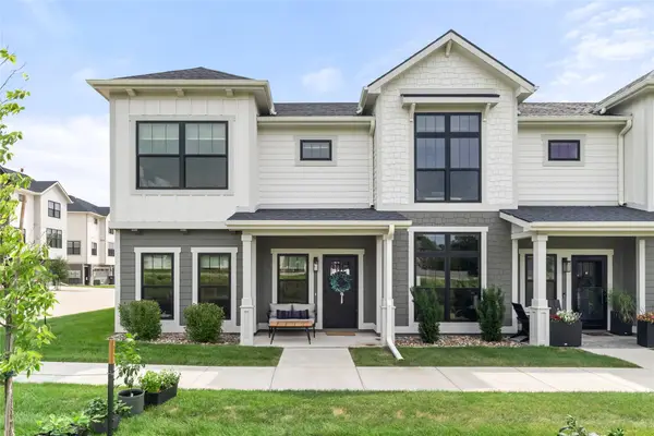 2302 SW Parkway Lane, Ankeny, IA 50023