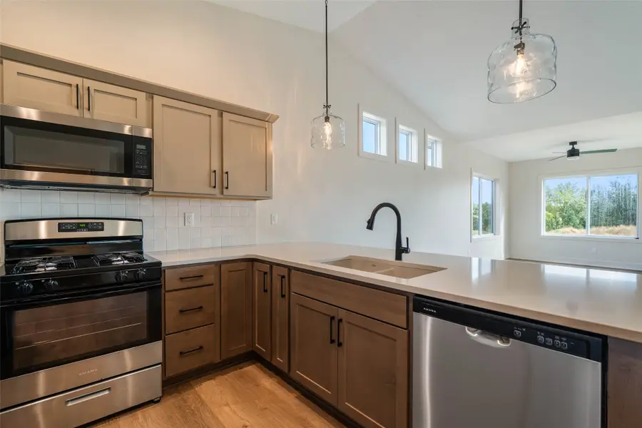 804 Academy Circle, Nevada, IA 50201 - #3