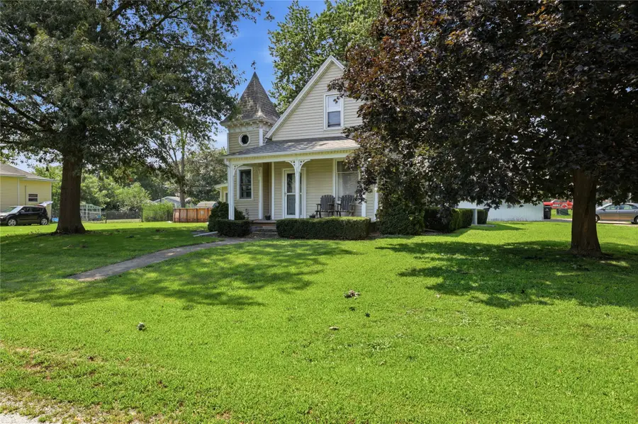 201 S Sycamore Street, Cambridge, IA 50046 - #3