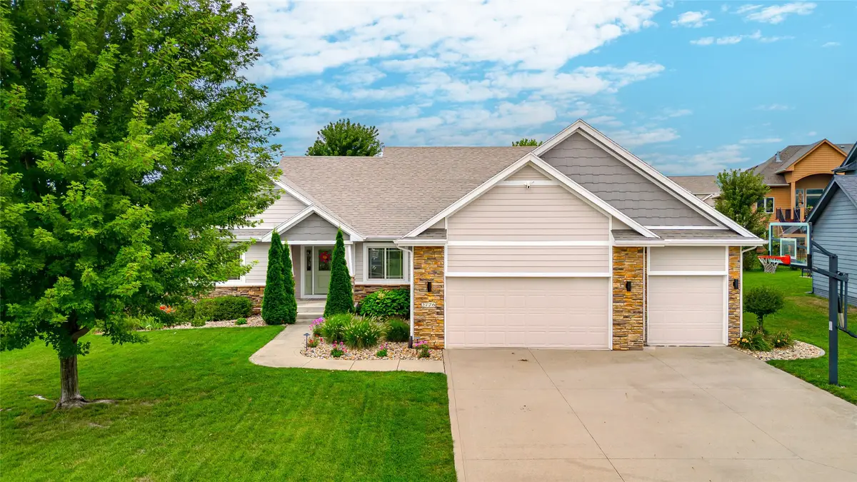 2776 NW 166th Court, Clive, IA 50325 - #1