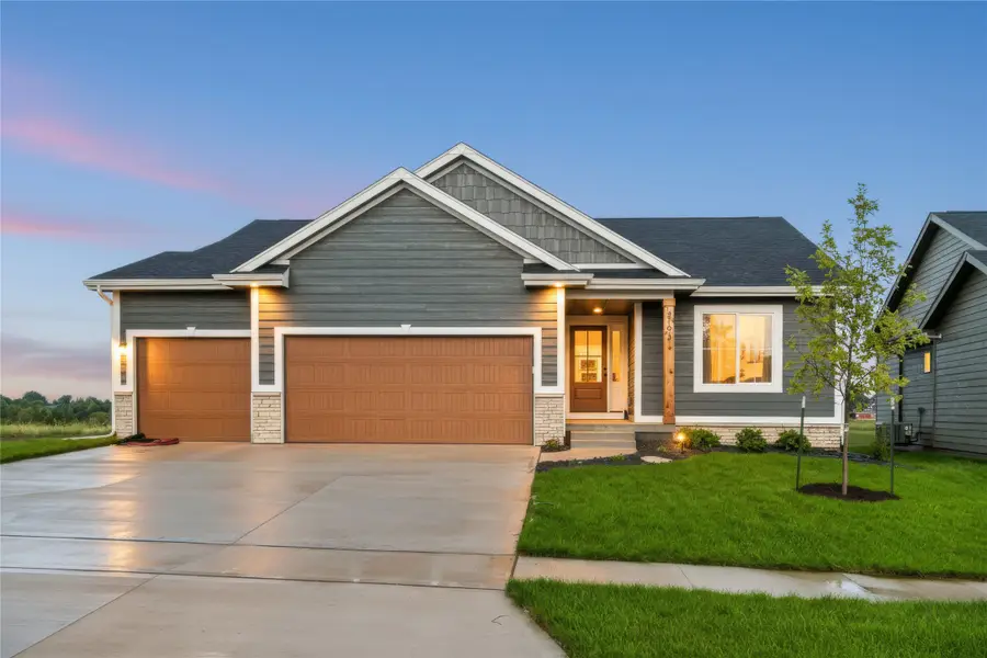 3193 Marigold Circle, Pella, IA 50219 - #2
