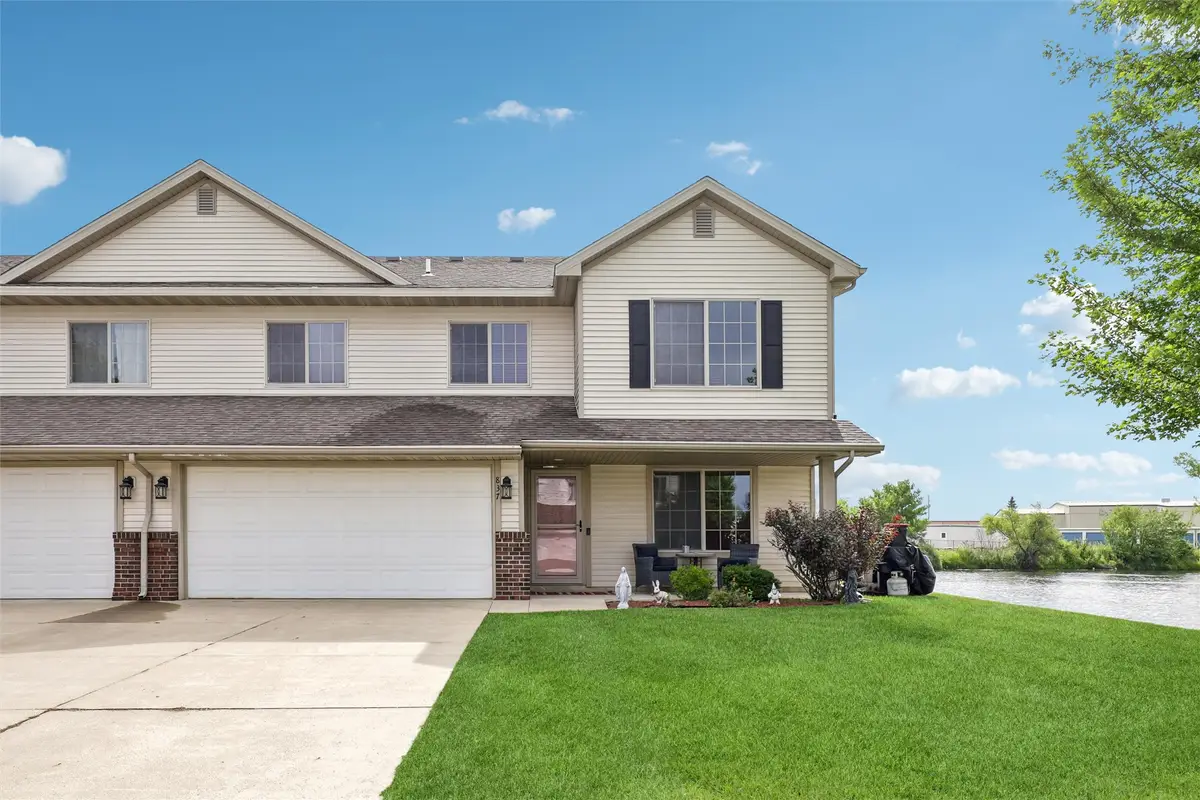 837 SE Crabapple Drive, Waukee, IA 50263 - #1