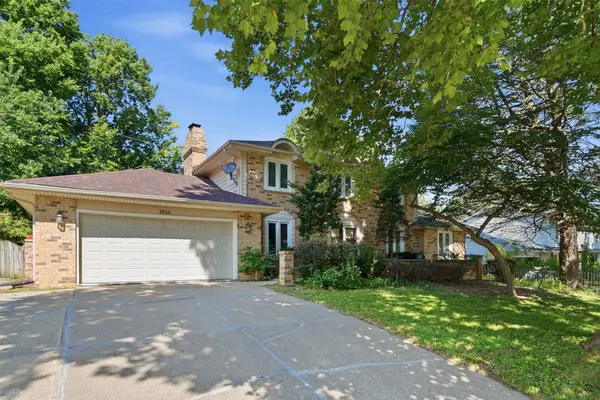 1816 80th Street, Windsor Heights, IA 50324