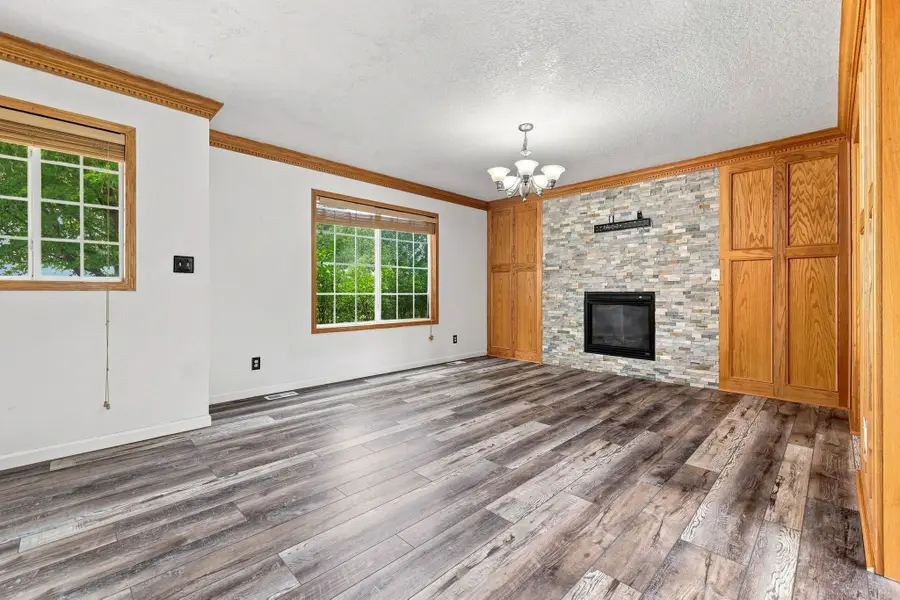 325 SE Cardinal Lane, Waukee, IA 50263 - #3