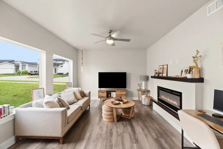 2939 Kestrel Street, Norwalk, IA 50211 - #2