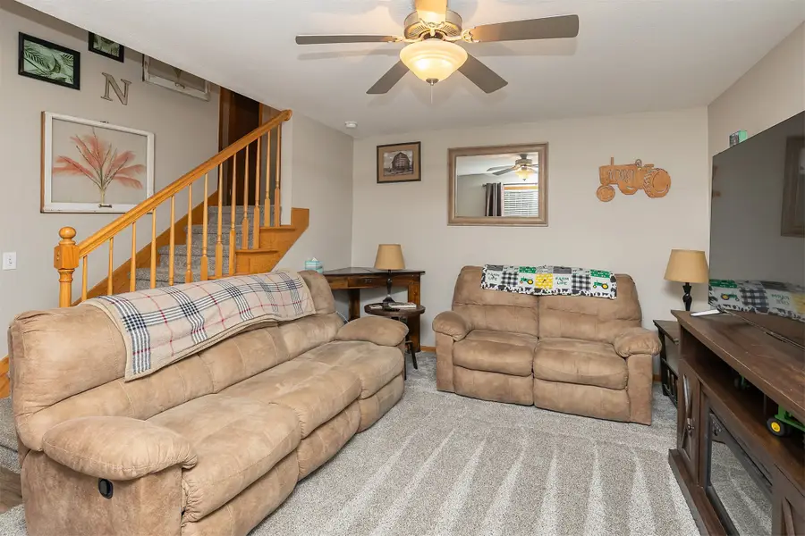 1004 15th Street Se, Bondurant, IA 50035 - #3