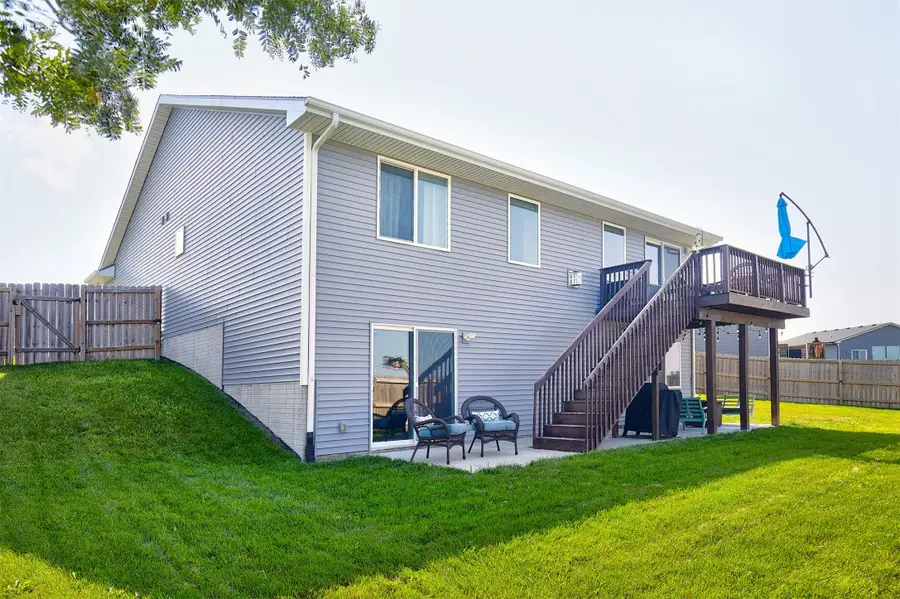 3312 Locust Street Sw, Bondurant, IA 50035 - #3