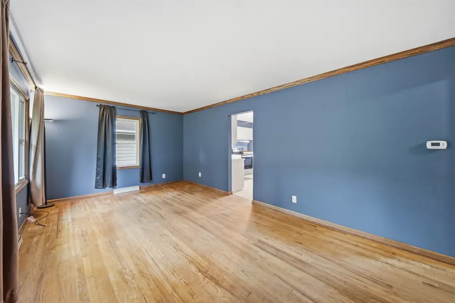 36 E Thornton Avenue, Des Moines, IA 50315 - #2