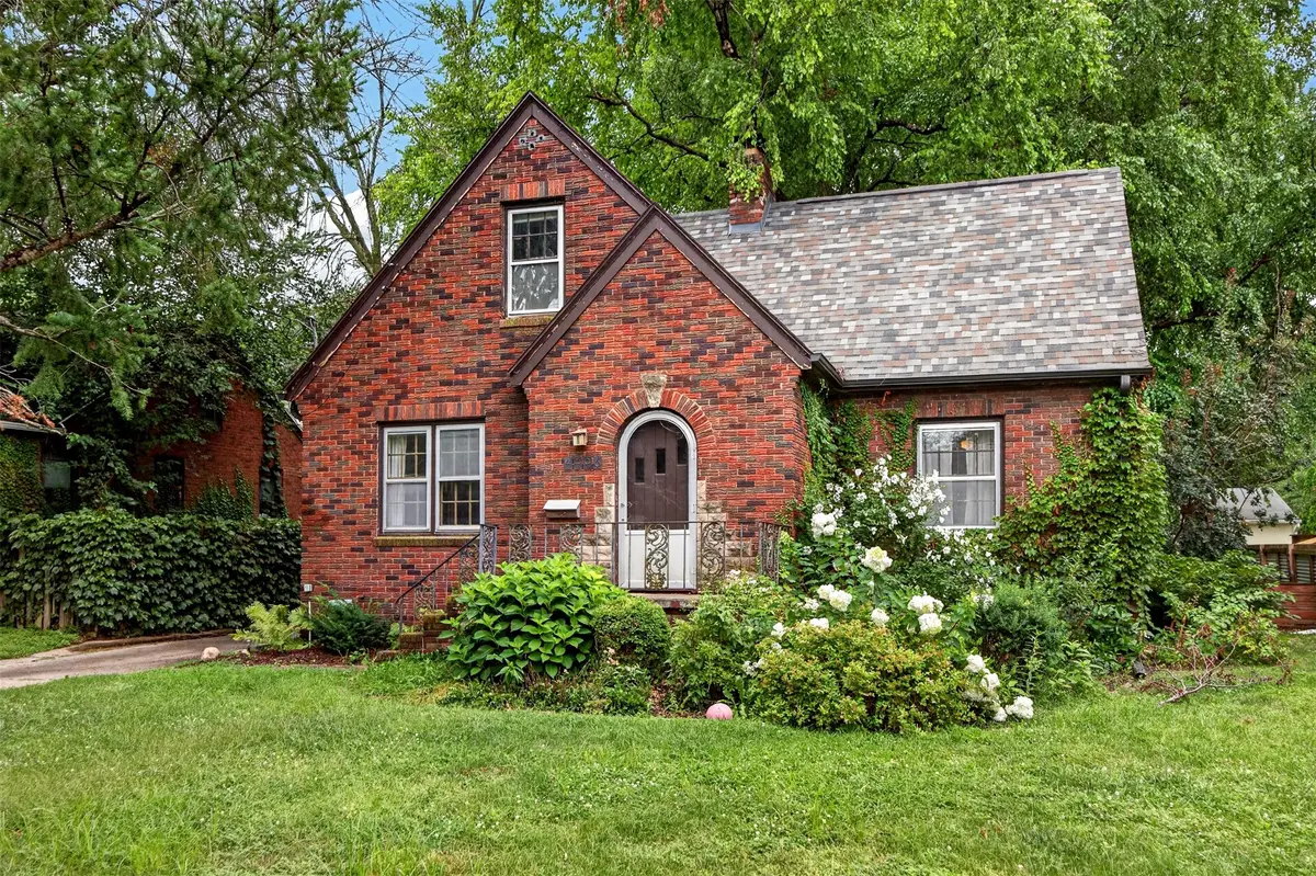 4406 Beaver Crest Drive, Des Moines, IA 50310 - #1