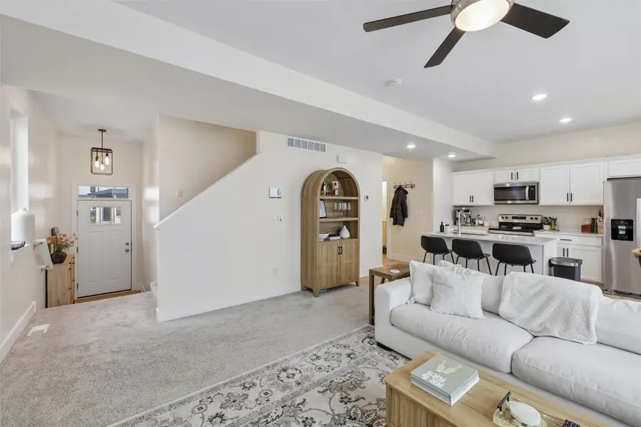 216 NE Country Meadow Lane, Ankeny, IA 50021 - #2