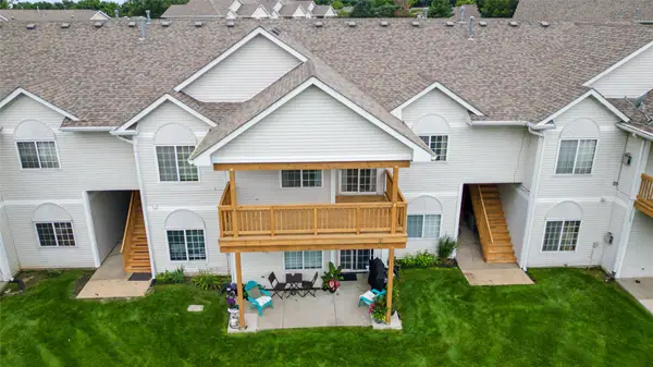 950 67th Street #123, West Des Moines, IA 50266