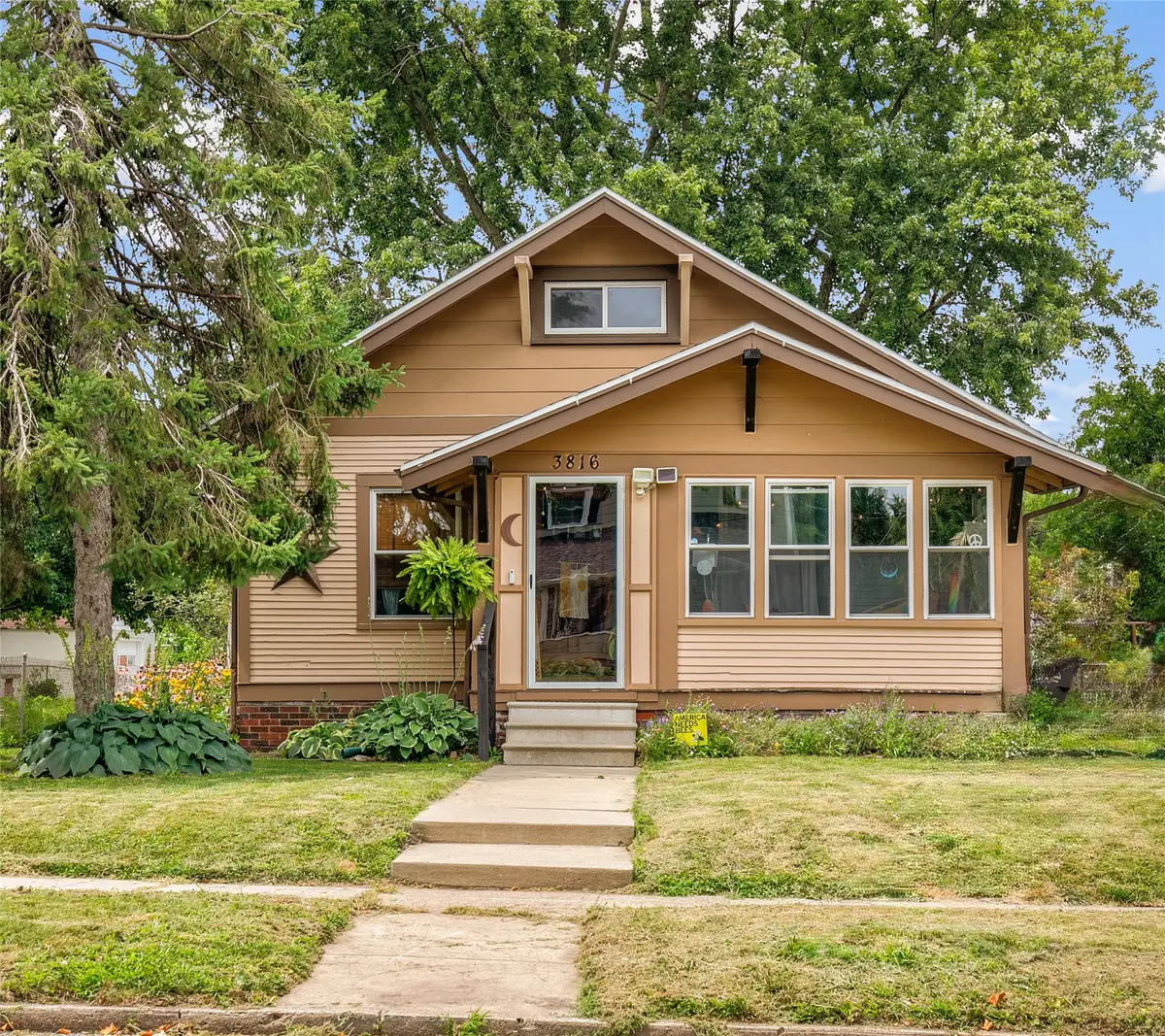 3816 3rd Street, Des Moines, IA 50313 - #1