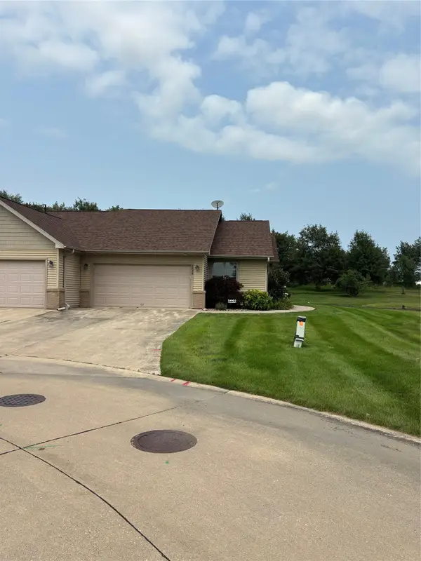 2624 Hiawatha Street, Perry, IA 50220