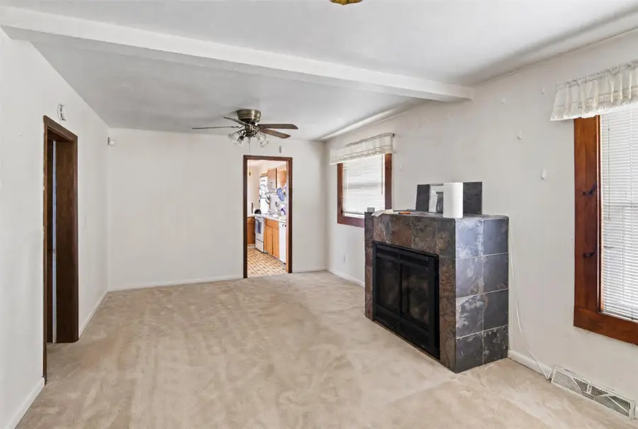 2818 E Grand Avenue, Des Moines, IA 50317 - #3