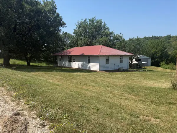 3167 110 Avenue, Blockton, IA 50836