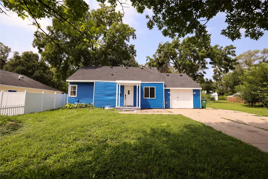 4720 NE 30th Street, Des Moines, IA 50317 - #2