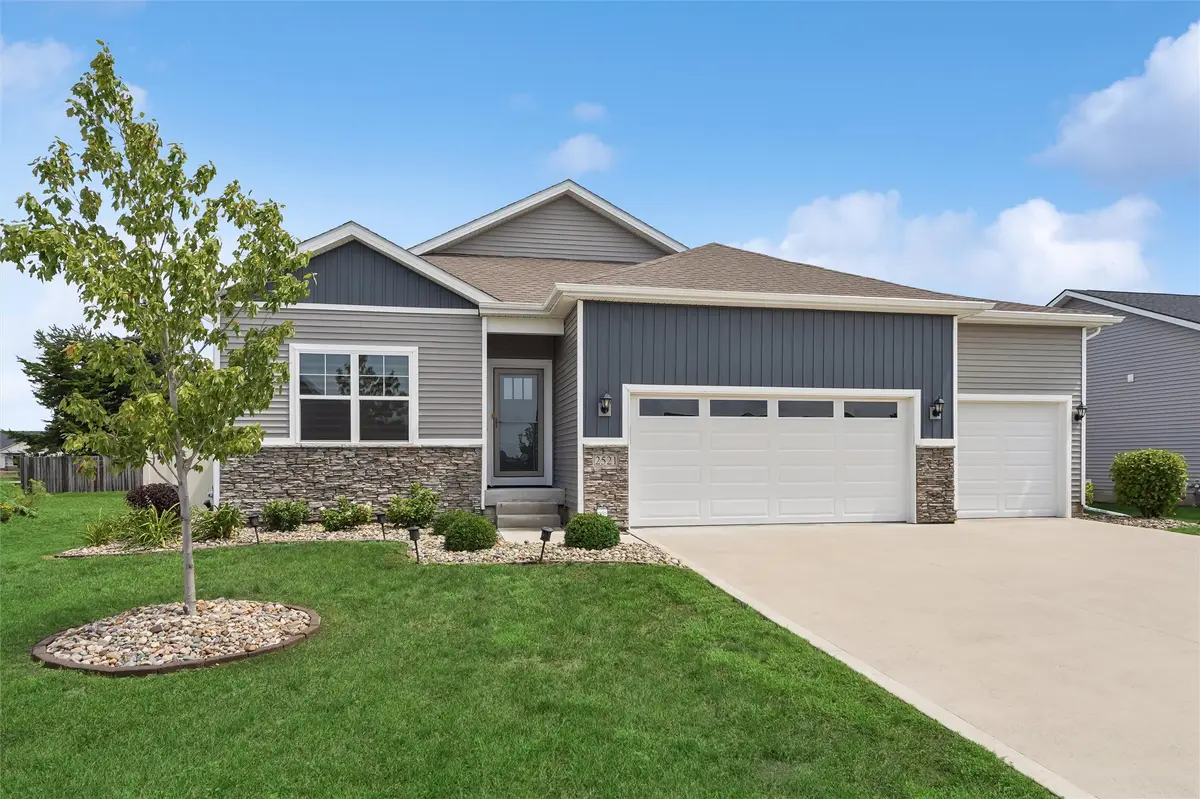 2521 NW Woodbury Drive, Ankeny, IA 50023 - #1