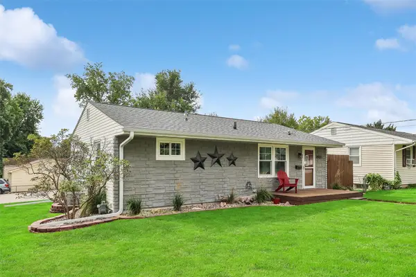 2600 E 40th Street, Des Moines, IA 50317
