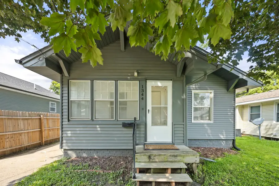 1344 Hutton Street, Des Moines, IA 50316 - #2