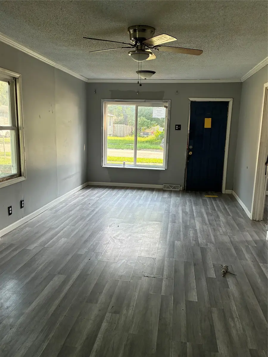 2940 Dubuque Avenue, Des Moines, IA 50317 - #2