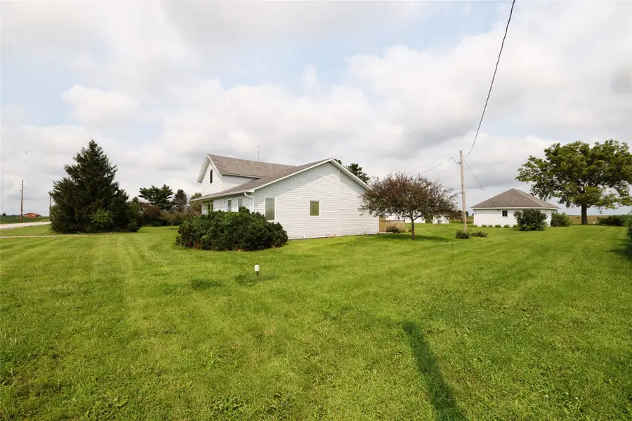 2050 S Ave Avenue, Madrid, IA 50156 - #3