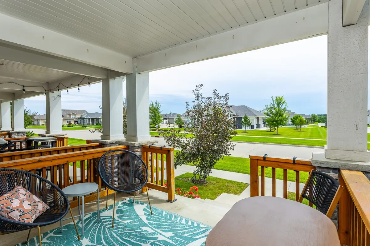 1203 S 91st Street, West Des Moines, IA 50266 - #1