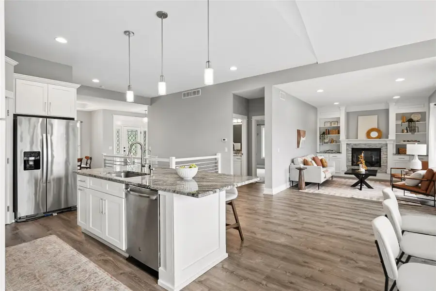 3371 Mckinley Avenue, Des Moines, IA 50321 - #3