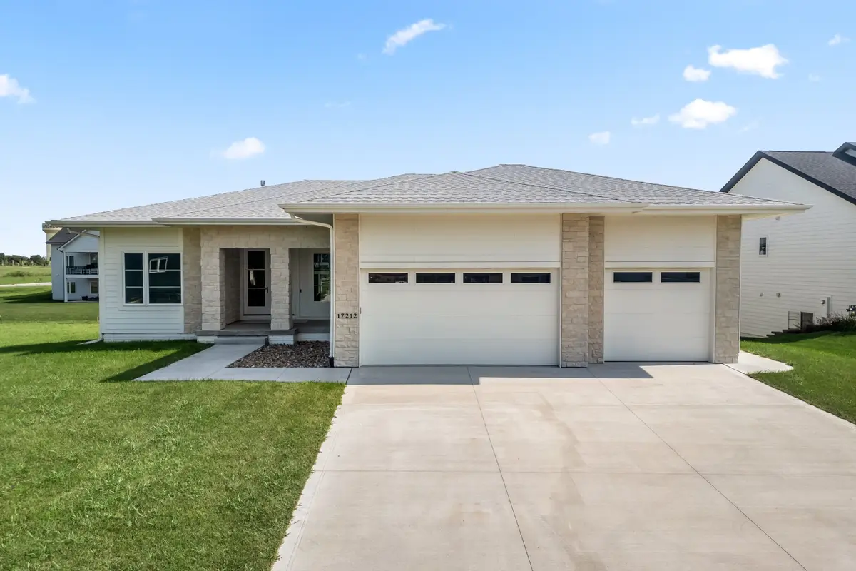 17212 Springbrook Trail, Urbandale, IA 50263 - #1