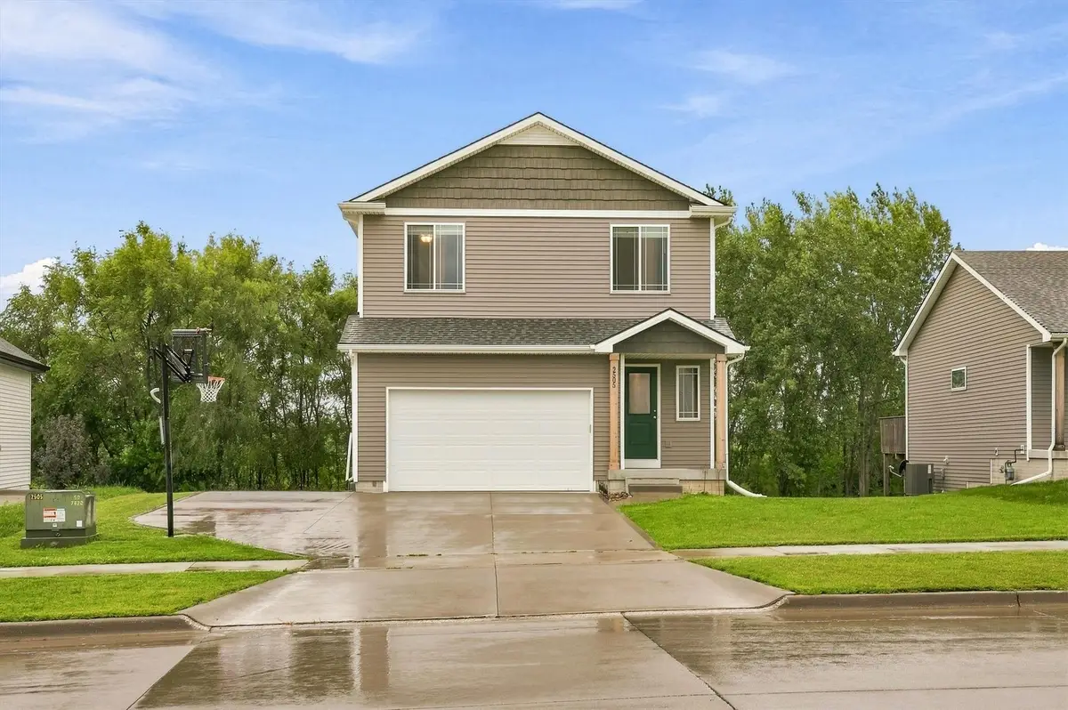 2505 Park Ridge Drive, Granger, IA 50109 - #1