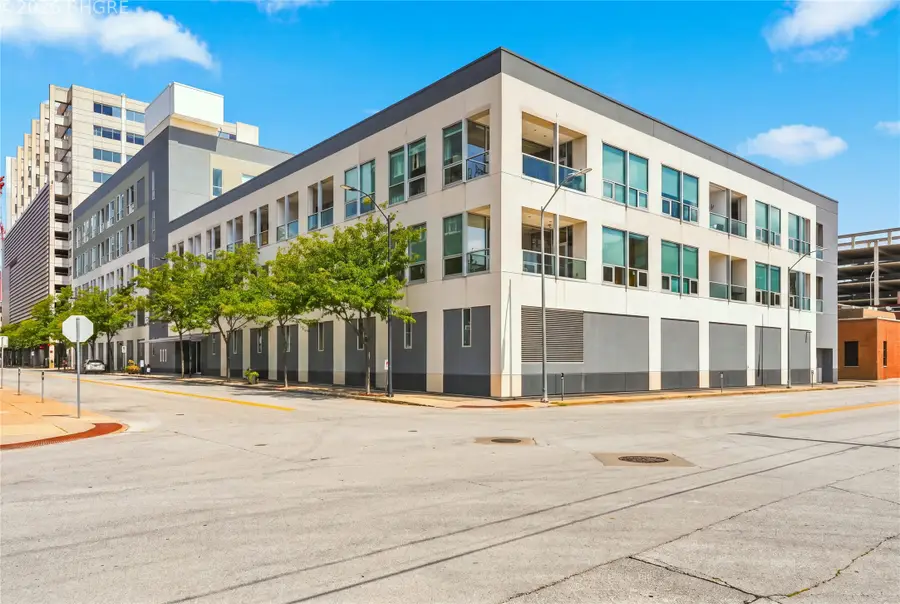 111 10th Street #309, Des Moines, IA 50309 - #2