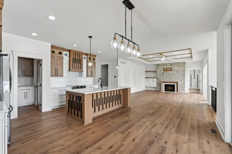 225 NW Woodmoor Drive, Waukee, IA 50263 - #2