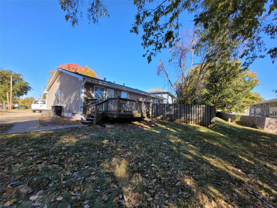 4613 SE 3rd Court, Des Moines, IA 50315 - #2