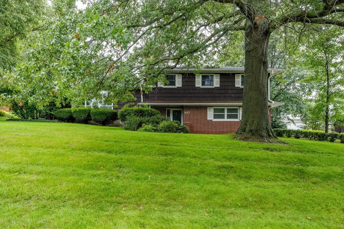 617 Main Street, Victor, IA 52347 - #1