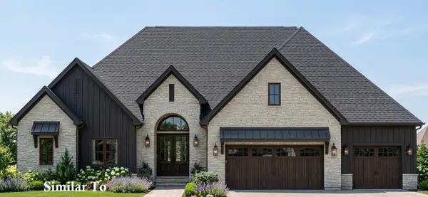 8709 NW Creekside Drive, Johnston, IA 50131