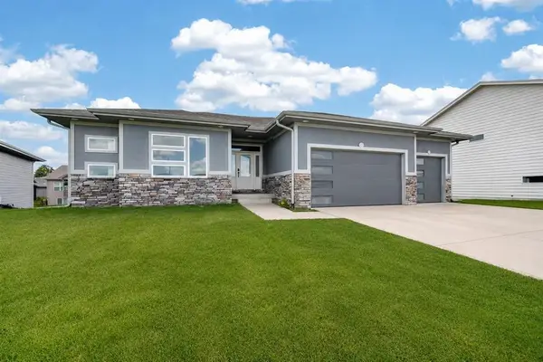 1208 NW 4th Court, Grimes, IA 50111
