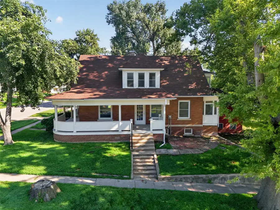 305 N 1st Street, Carlisle, IA 50047 - #2