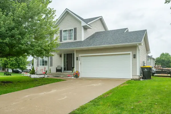 525 SE Parker Drive, Waukee, IA 50263