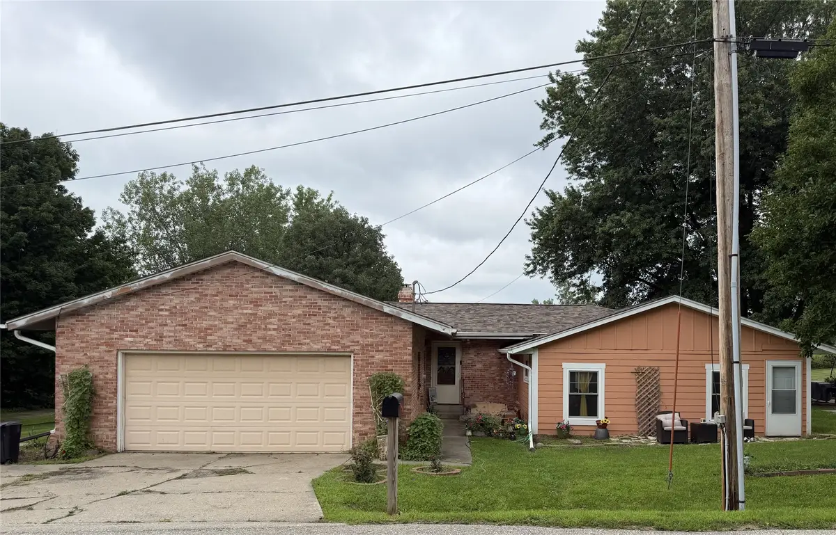 810 Juniper Avenue, Kellogg, IA 50135 - #1
