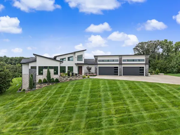 32571 Westwood Lane, Adel, IA 50003