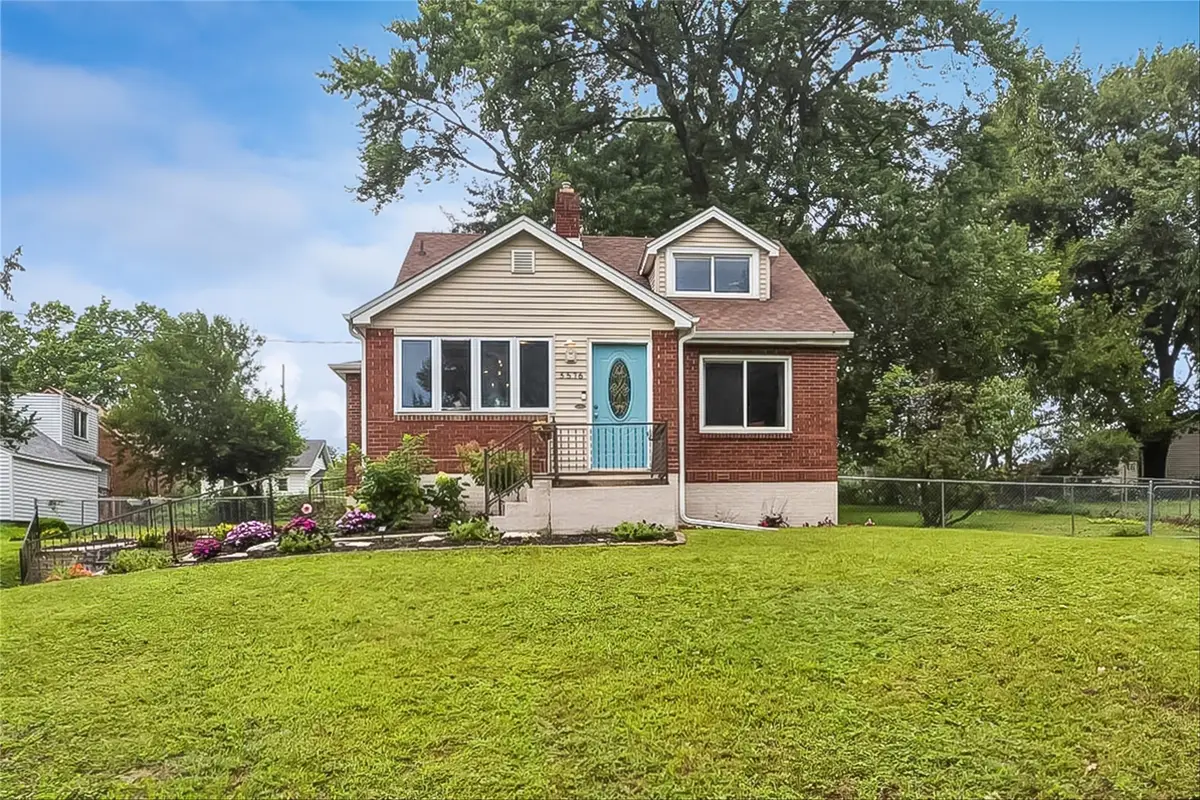 3516 Keyes Drive, Des Moines, IA 50315 - #1