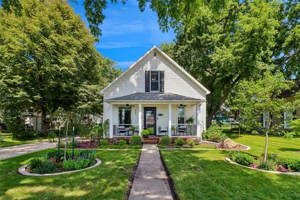 59 E North Street, Winterset, IA 50273