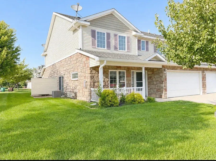2239 3rd Avenue Sw, Altoona, IA 50009 - #2