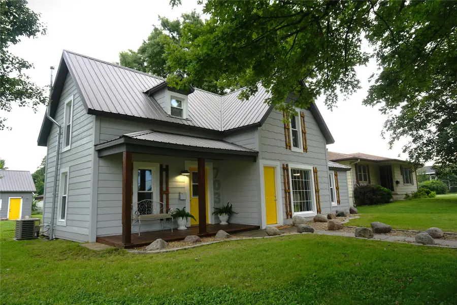 703 E Filmore Street, Winterset, IA 50273 - #3