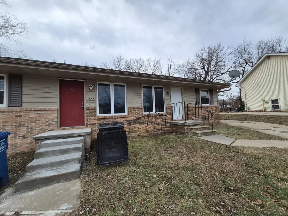 1755-1757 E Lacona Avenue, Des Moines, IA 50320 - #1