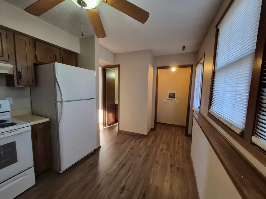 1761-1763 E Lacona Avenue, Des Moines, IA 50320 - #3
