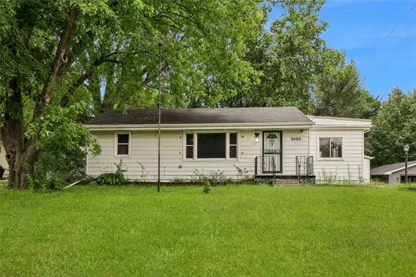 3020 E Madison Avenue, Des Moines, IA 50317