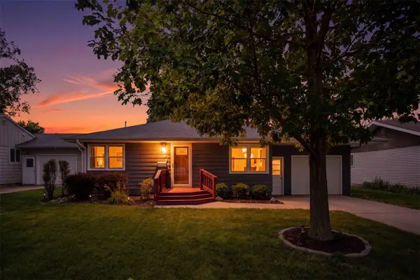 704 15th Street, Nevada, IA 50201